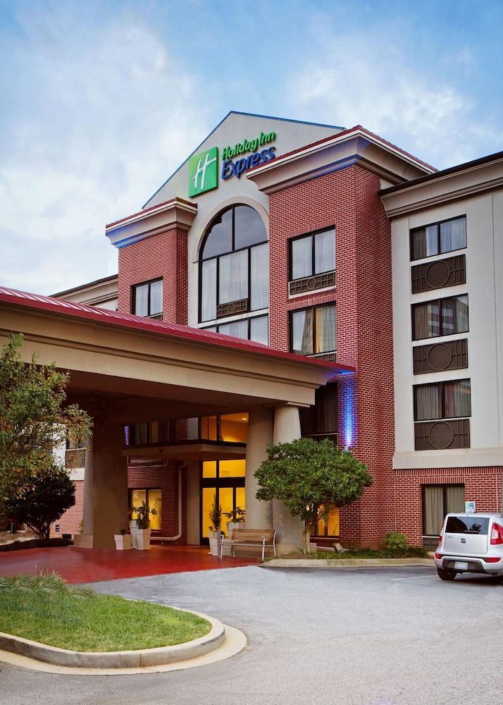 Holiday Inn Express & Suites Greenville-Downtown By Ihg Zewnętrze zdjęcie