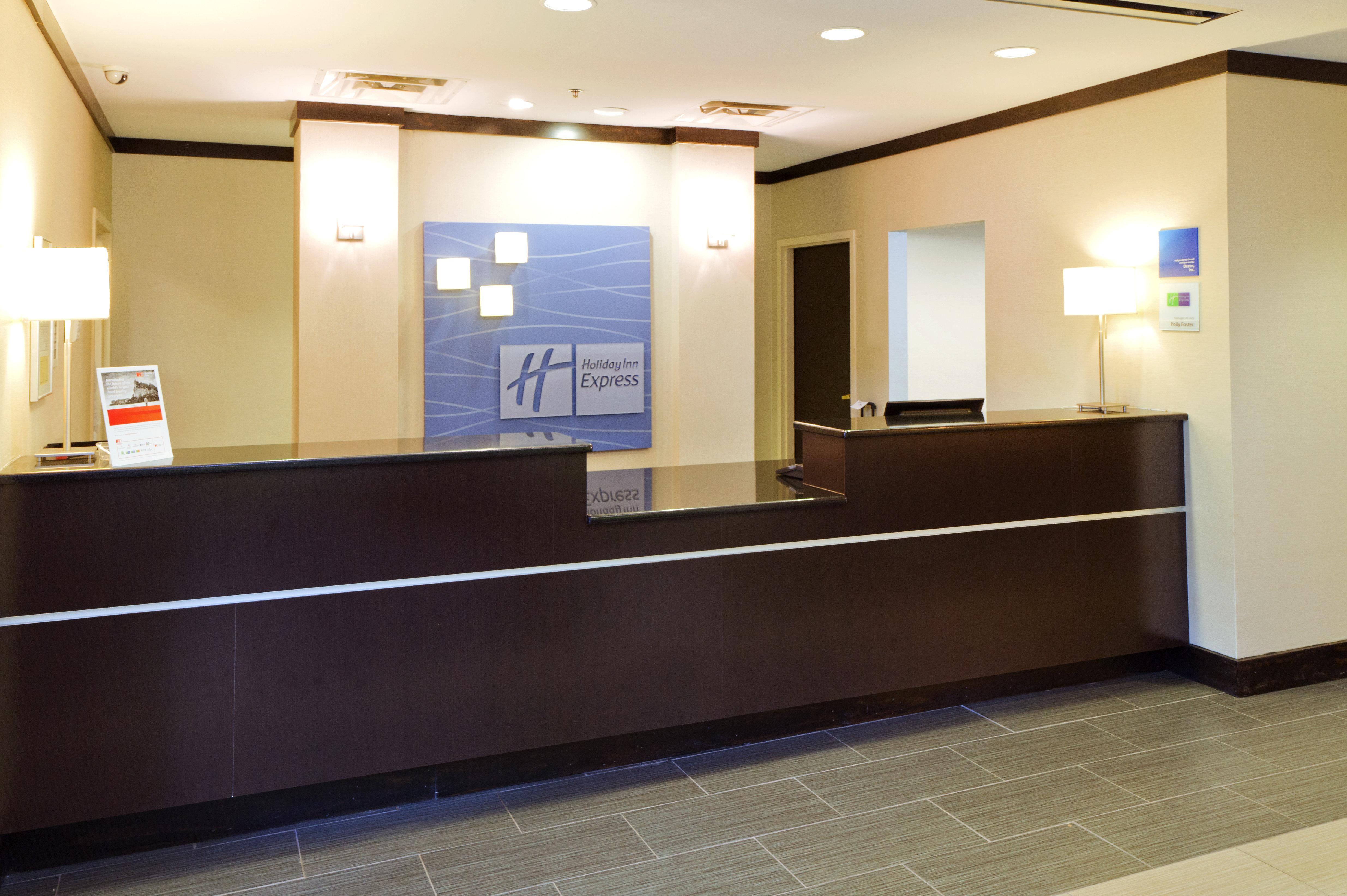 Holiday Inn Express & Suites Greenville-Downtown By Ihg Zewnętrze zdjęcie