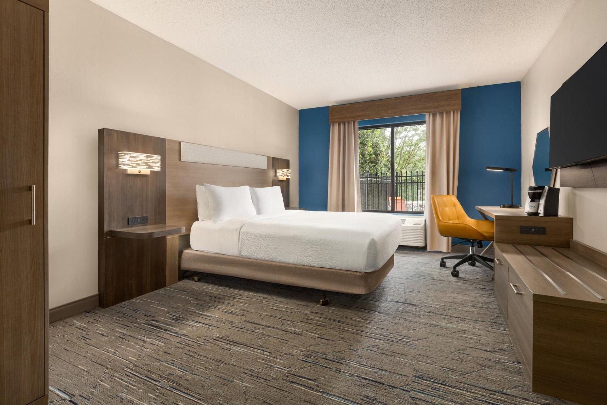 Holiday Inn Express & Suites Greenville-Downtown By Ihg Zewnętrze zdjęcie