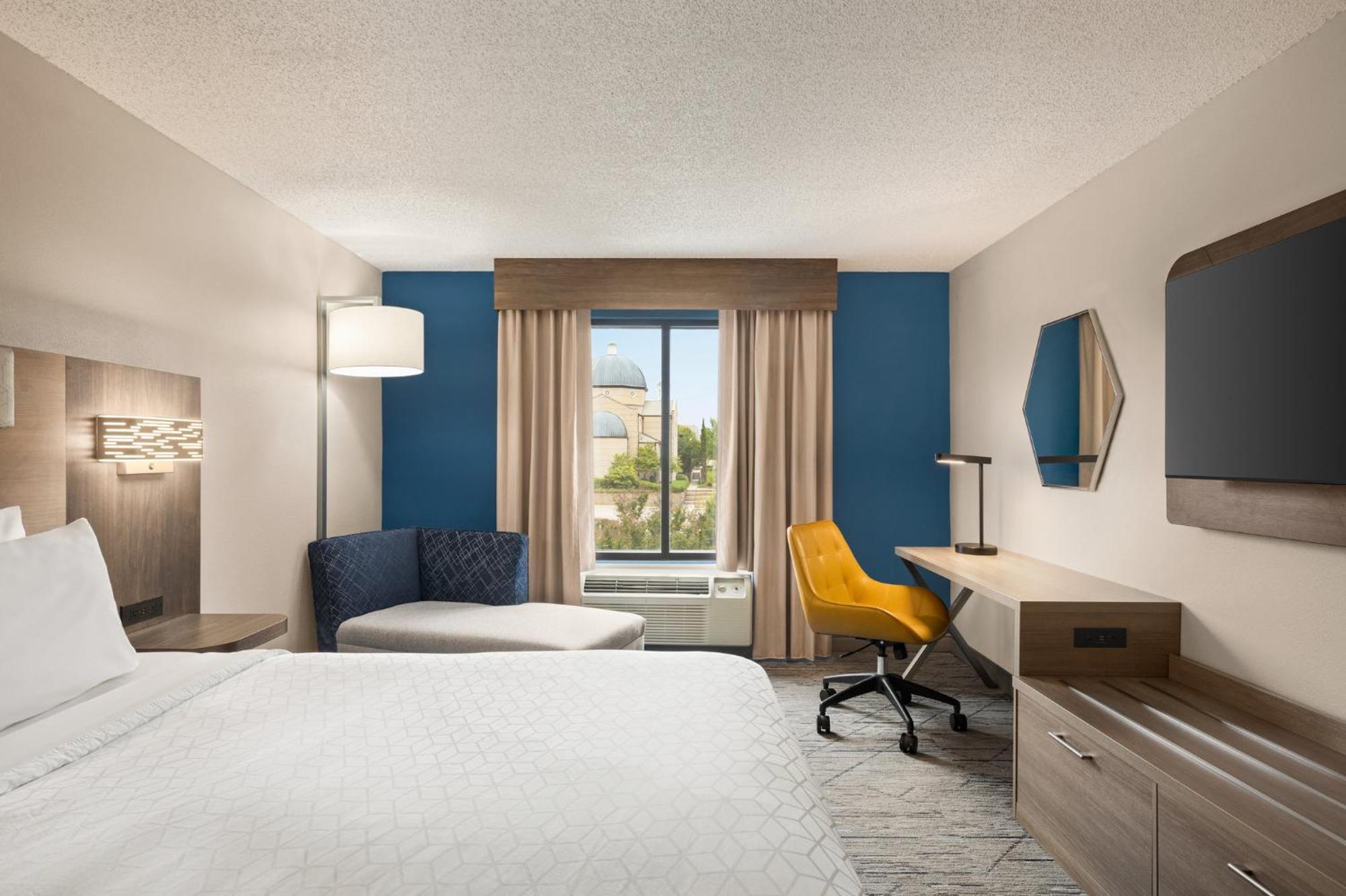 Holiday Inn Express & Suites Greenville-Downtown By Ihg Zewnętrze zdjęcie