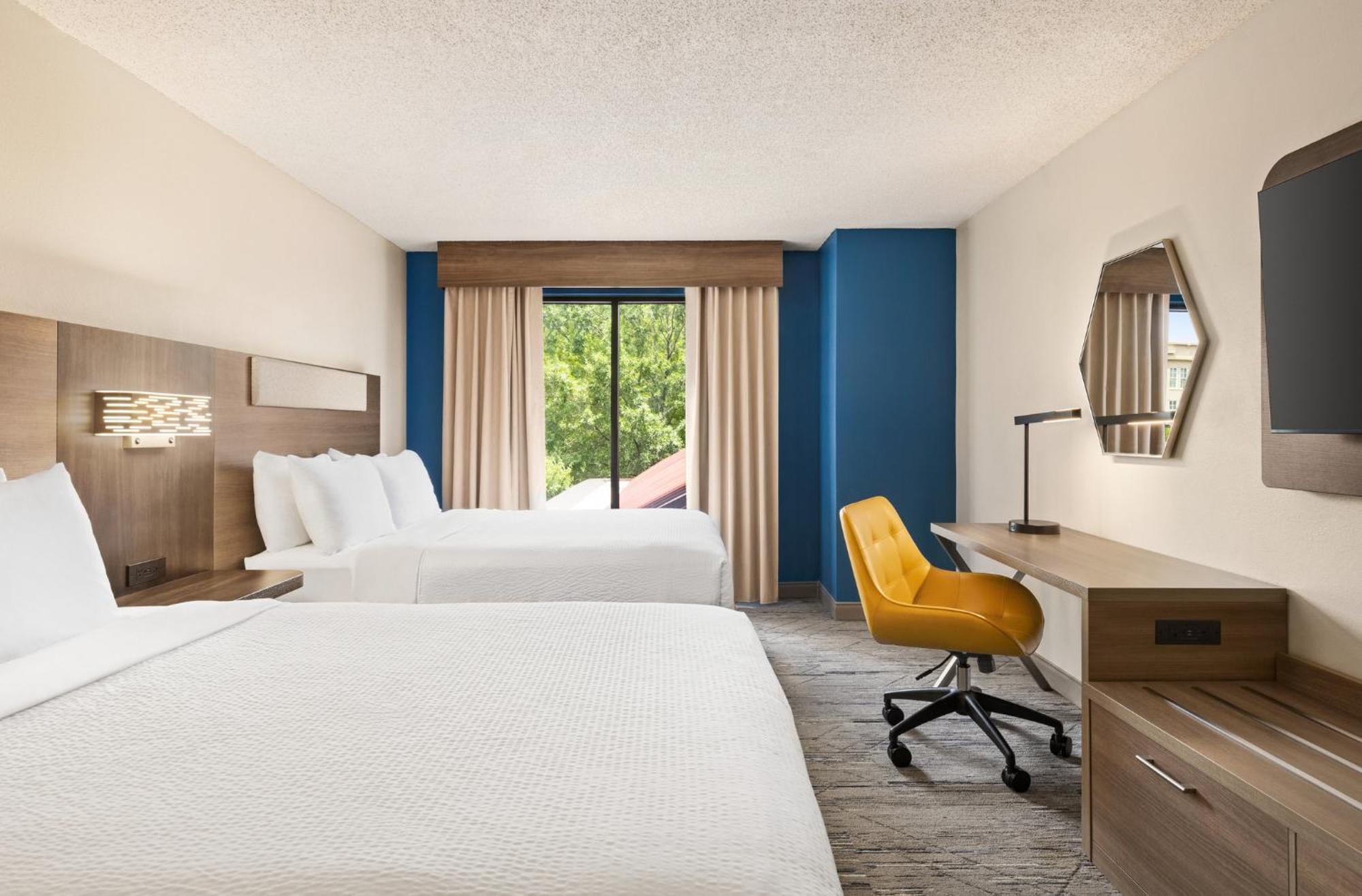 Holiday Inn Express & Suites Greenville-Downtown By Ihg Zewnętrze zdjęcie