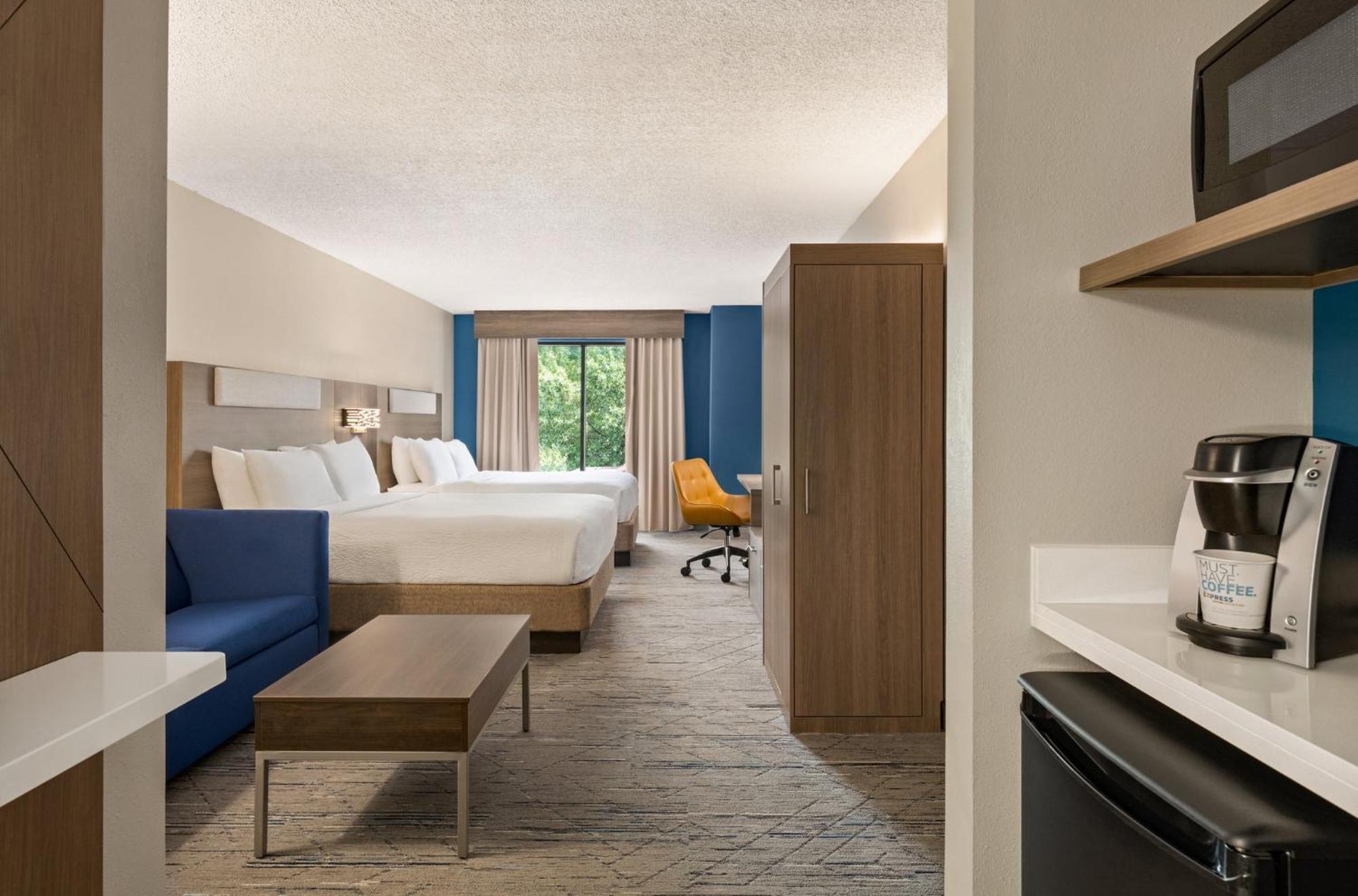 Holiday Inn Express & Suites Greenville-Downtown By Ihg Zewnętrze zdjęcie